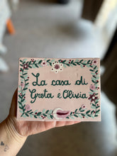 Carica l'immagine nel visualizzatore di Gallery, Targhetta personalizzabile
