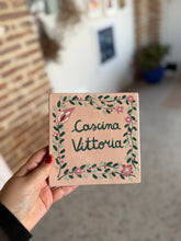 Carica l'immagine nel visualizzatore di Gallery, Targhetta personalizzabile