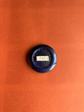 Carica l'immagine nel visualizzatore di Gallery, Cornice poetica