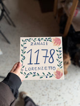 Carica l'immagine nel visualizzatore di Gallery, Targhetta personalizzabile
