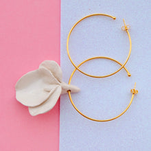 Charger l&#39;image dans la galerie, Orecchini con ciondolo in ceramica rosa
